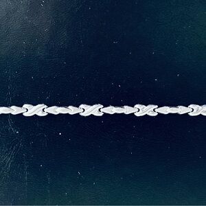 Elegant Silver-Toned Anklet.